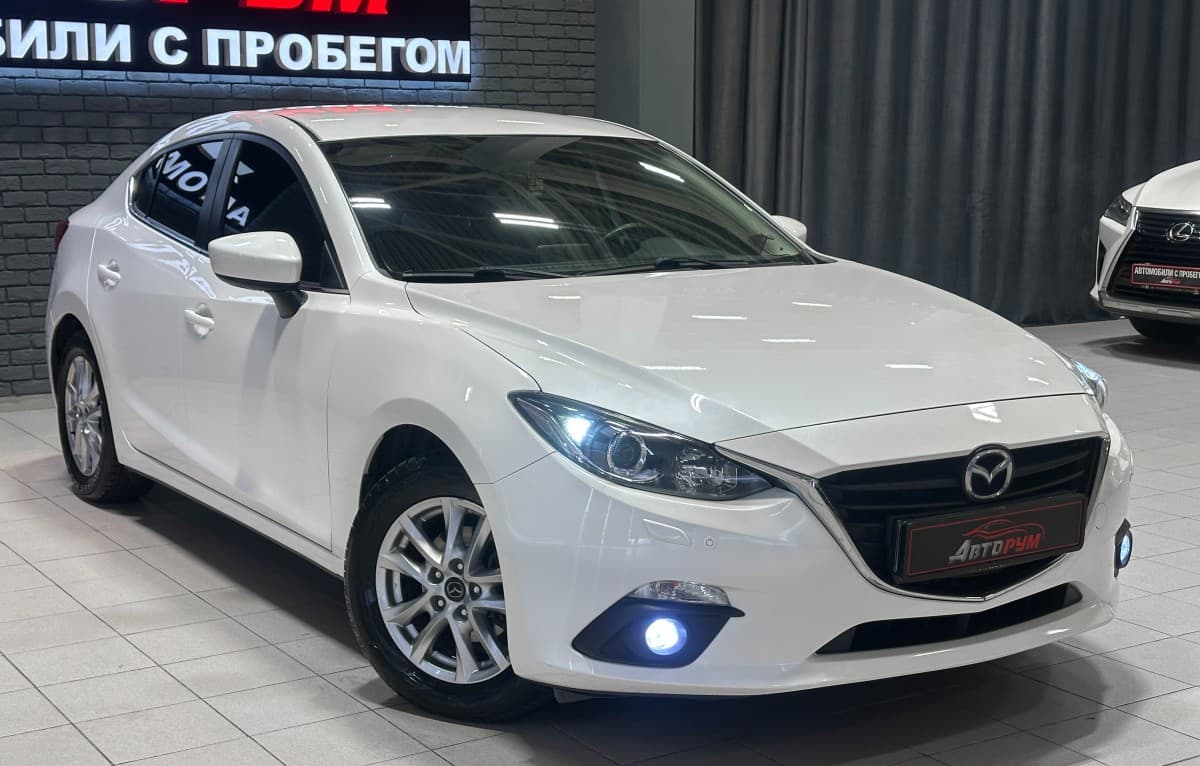 Mazda 3 - 5